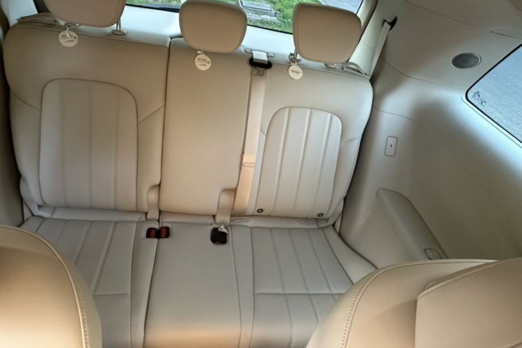 Used VOYAH Dream 2025 PHEV Four-Wheel Drive Prestige Kunpeng Edition Interior 6