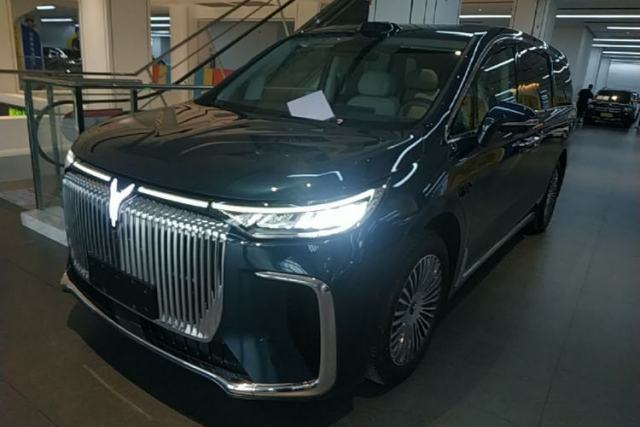 Used VOYAH Dream 2025 PHEV Four-Wheel-Drive Flagship Version – Qiankun Edition