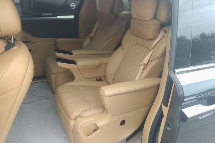 Used VOYAH Dream 2025 PHEV Four-Wheel-Drive Flagship Version – Qiankun Edition Left Rear Seat