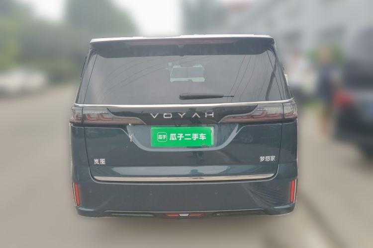 Used VOYAH Dream 2025 PHEV Four-Wheel-Drive Flagship Version – Qiankun Edition Rear