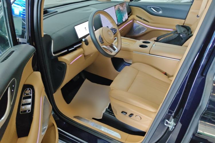 Used VOYAH Dream 2025 PHEV Four-Wheel-Drive Flagship Kunpeng Edition Driver Seat