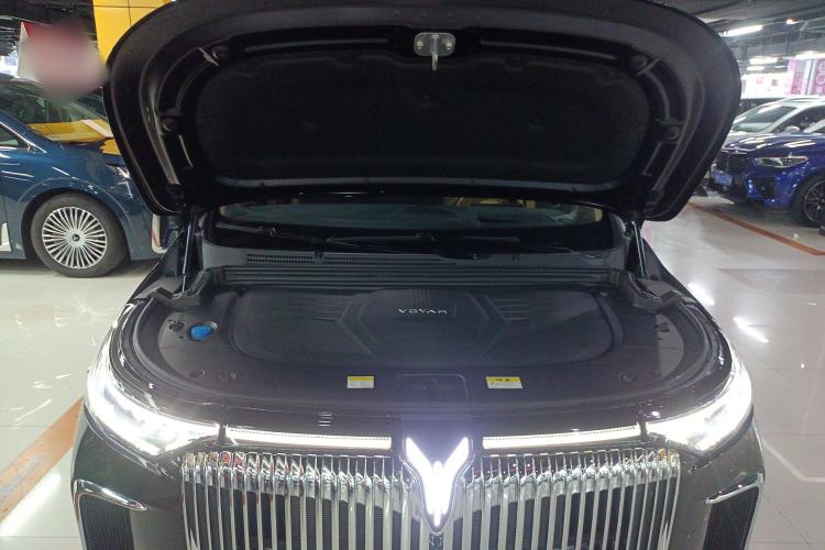 Used VOYAH Dream 2025 PHEV Four-Wheel-Drive Flagship Kunpeng Edition Engine Bay