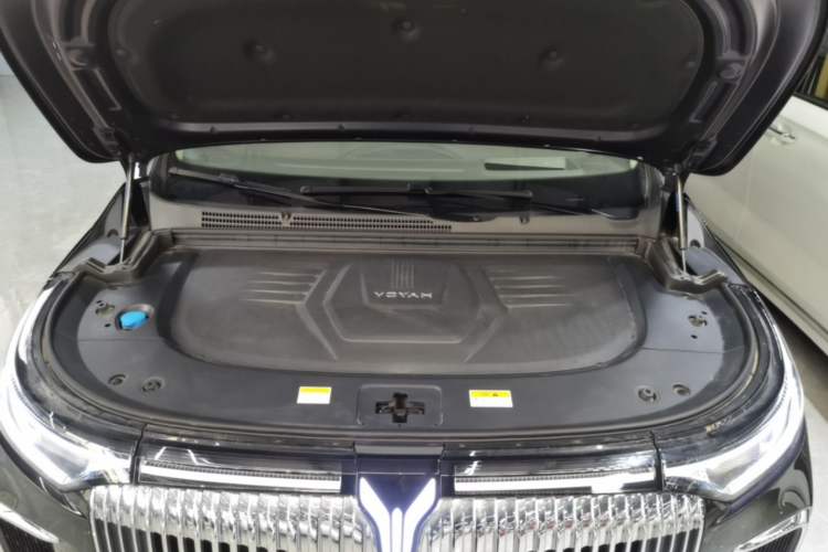 Used VOYAH Dream 2025 PHEV Four-Wheel Drive Prestige Kunpeng Edition Engine Bay