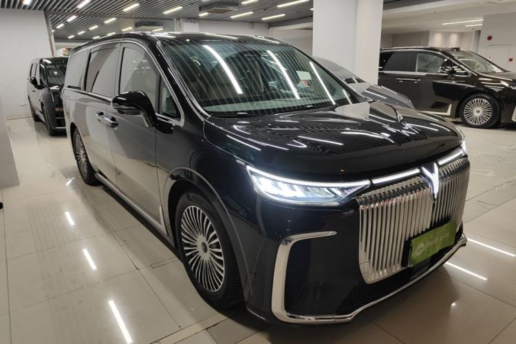Used VOYAH Dream 2025 PHEV Four-Wheel-Drive Flagship Kunpeng Edition Exterior 1