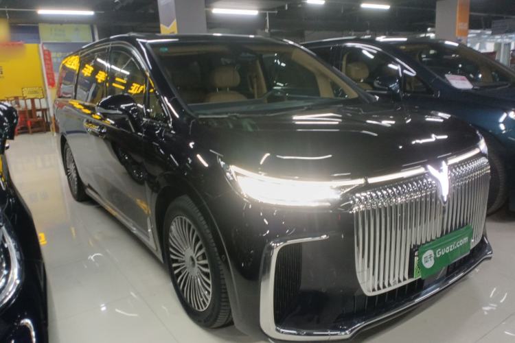 Used VOYAH Dream 2025 PHEV Four-Wheel-Drive Flagship Kunpeng Edition Exterior 2