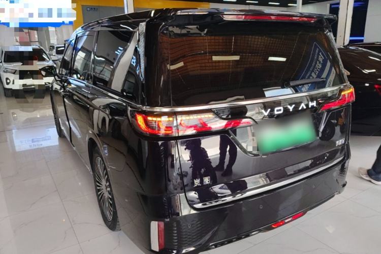 Used VOYAH Dream 2025 PHEV Four-Wheel-Drive Flagship Kunpeng Edition Exterior 2