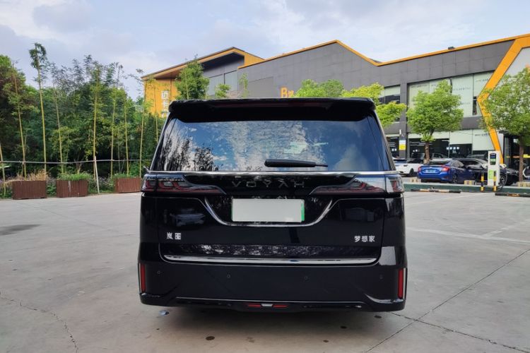 Used VOYAH Dream 2025 PHEV Four-Wheel Drive Prestige Kunpeng Edition Exterior 4