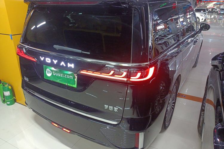 Used VOYAH Dream 2025 PHEV Four-Wheel-Drive Flagship Kunpeng Edition Exterior 5