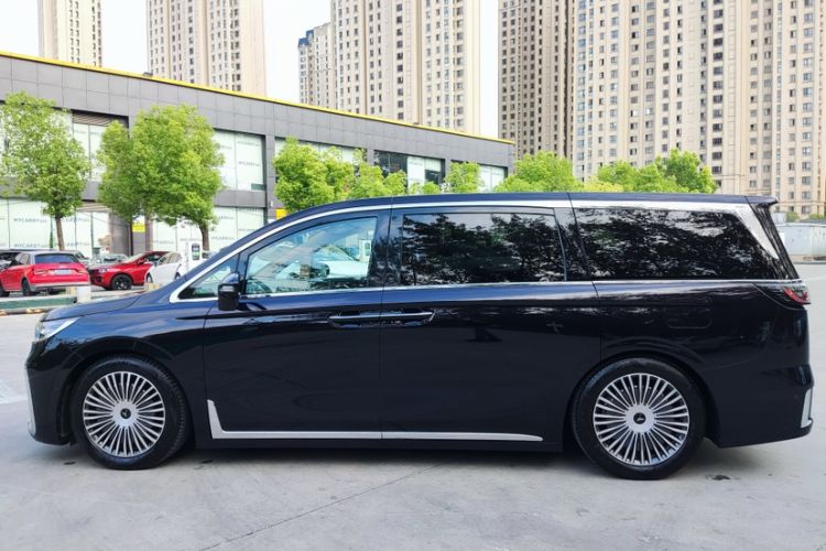 Used VOYAH Dream 2025 PHEV Four-Wheel Drive Prestige Kunpeng Edition Exterior 5