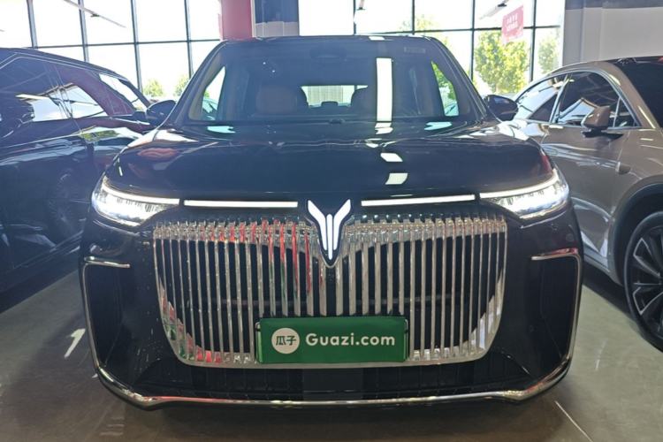 Used VOYAH Dream 2025 PHEV Four-Wheel Drive Prestige Kunpeng Edition Front