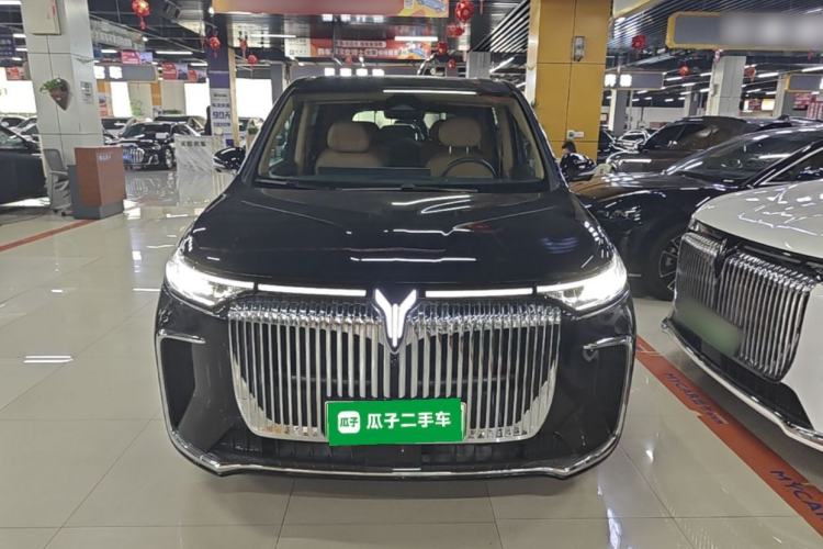 Used VOYAH Dream 2025 PHEV Four-Wheel Drive Prestige Kunpeng Edition Front