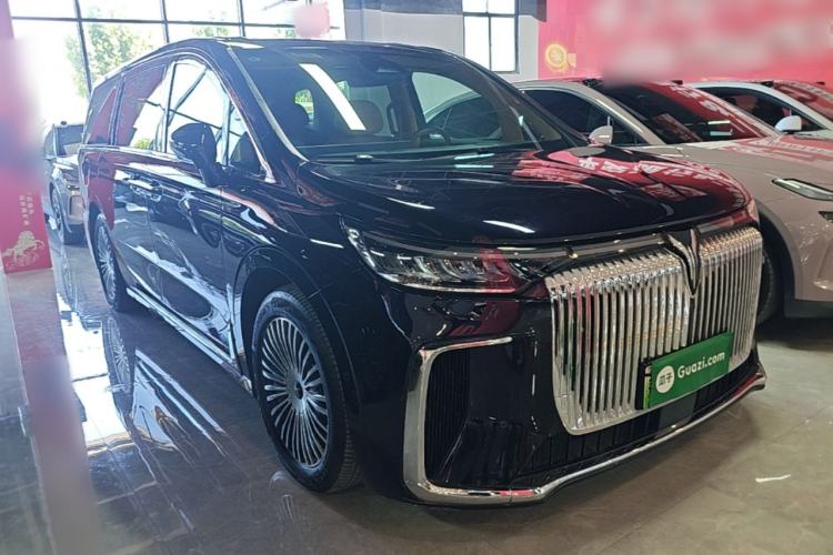 Used VOYAH Dream 2025 PHEV Four-Wheel Drive Prestige Kunpeng Edition Front Right 45 Deg
