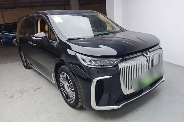 Used VOYAH Dream 2025 PHEV Four-Wheel-Drive Flagship Kunpeng Edition Front Right 45 Deg