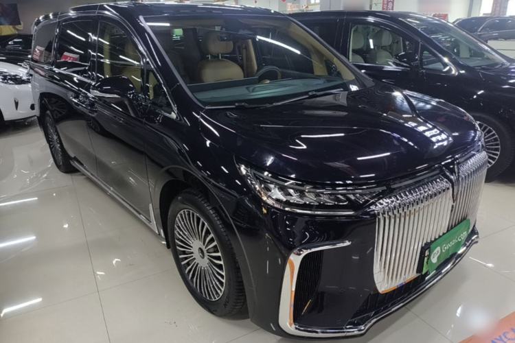 Used VOYAH Dream 2025 PHEV Four-Wheel Drive Prestige Kunpeng Edition Front Right 45 Deg