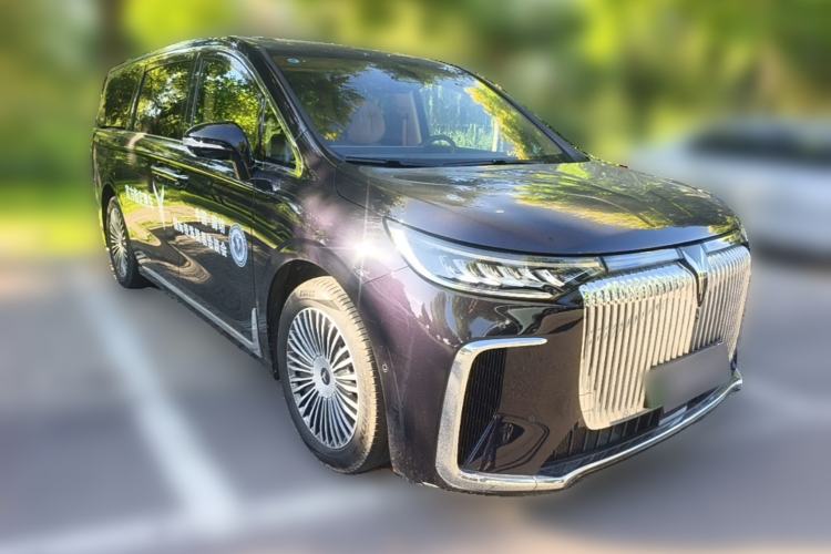 Used VOYAH Dream 2025 PHEV Four-Wheel Drive Prestige Kunpeng Edition Front Right 45 Deg