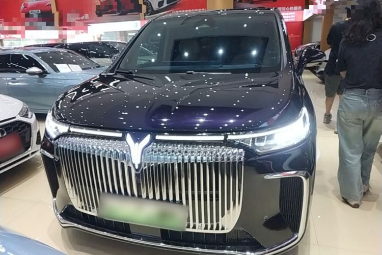 Used VOYAH Dream 2025 PHEV Four-Wheel-Drive Flagship Kunpeng Edition Front