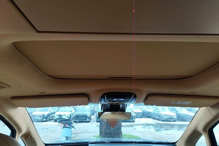 Used VOYAH Dream 2025 PHEV Four-Wheel-Drive Flagship Kunpeng Edition Headliner