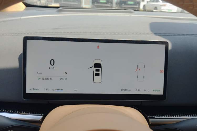 Used VOYAH Dream 2025 PHEV Four-Wheel-Drive Flagship Kunpeng Edition Instrument Cluster