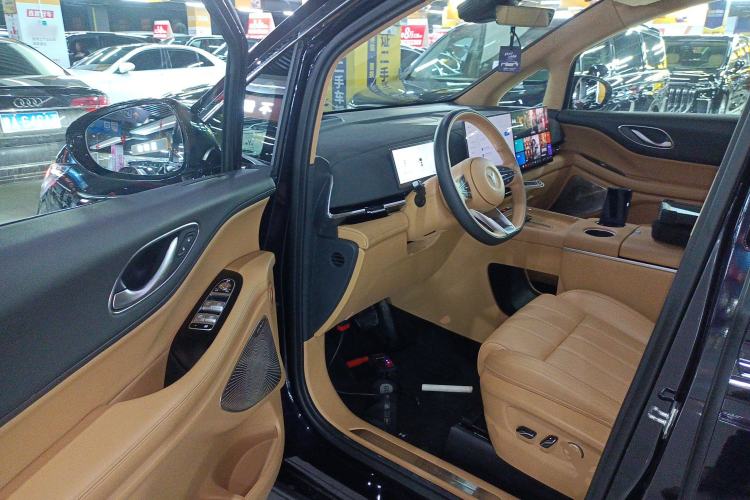 Used VOYAH Dream 2025 PHEV Four-Wheel-Drive Flagship Kunpeng Edition Interior 3