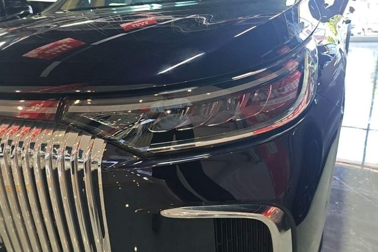 Used VOYAH Dream 2025 PHEV Four-Wheel Drive Prestige Kunpeng Edition Left Front Headlight