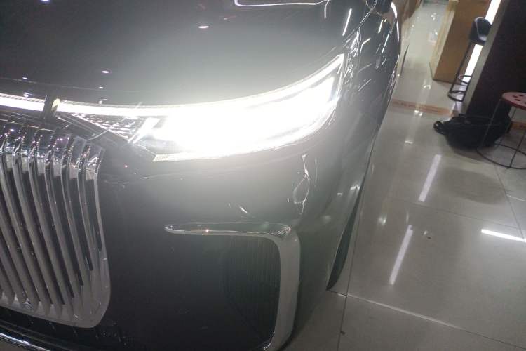 Used VOYAH Dream 2025 PHEV Four-Wheel-Drive Flagship Kunpeng Edition Left Front Headlight