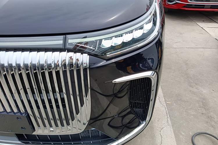 Used VOYAH Dream 2025 PHEV Four-Wheel Drive Excellence Qiankun Edition Left Front Headlight