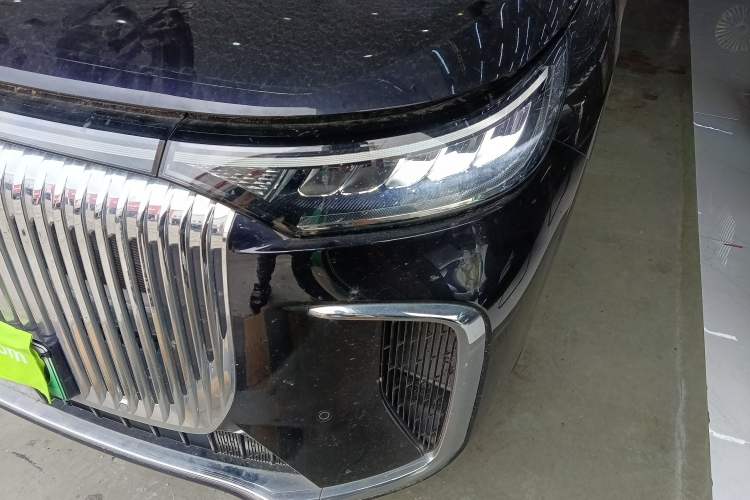 Used VOYAH Dream 2025 PHEV Four-Wheel-Drive Flagship Kunpeng Edition Left Front Headlight
