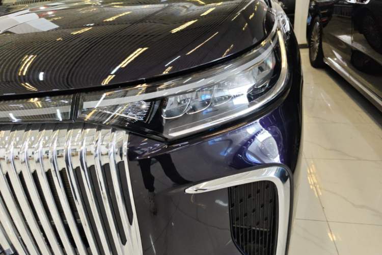 Used VOYAH Dream 2025 PHEV Four-Wheel-Drive Flagship Kunpeng Edition Left Front Headlight