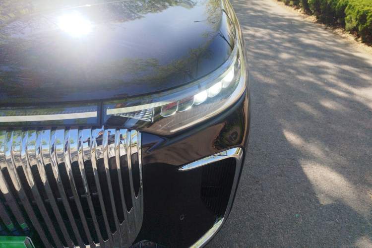 Used VOYAH Dream 2025 PHEV Four-Wheel-Drive Flagship Kunpeng Edition Left Front Headlight