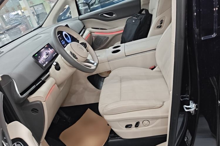 Used VOYAH Dream 2025 PHEV Four-Wheel-Drive Flagship Version – Qiankun Edition Left Front Seat