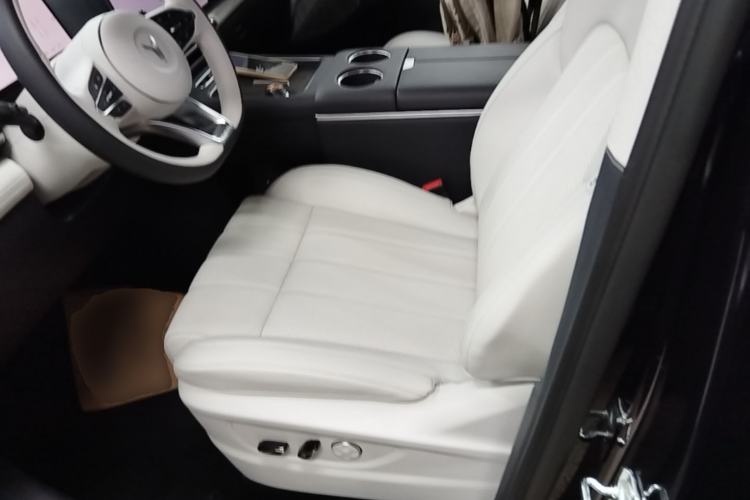 Used VOYAH Dream 2025 PHEV Four-Wheel Drive Prestige Kunpeng Edition Left Front Seat