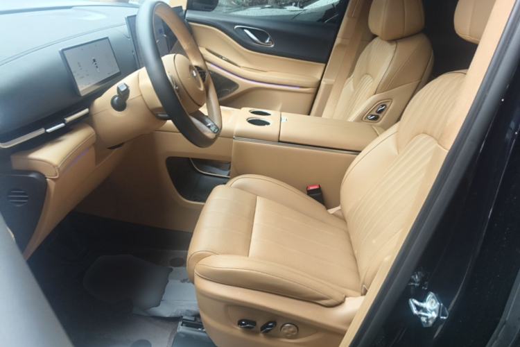 Used VOYAH Dream 2025 PHEV Four-Wheel-Drive Flagship Kunpeng Edition Left Front Seat