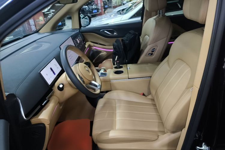 Used VOYAH Dream 2025 PHEV Four-Wheel Drive Prestige Kunpeng Edition Left Front Seat