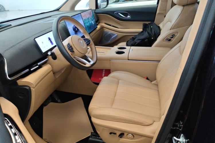 Used VOYAH Dream 2025 PHEV Four-Wheel-Drive Flagship Kunpeng Edition Left Front Seat