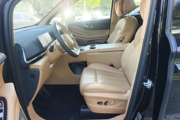 Used VOYAH Dream 2025 PHEV Four-Wheel Drive Prestige Kunpeng Edition Left Front Seat