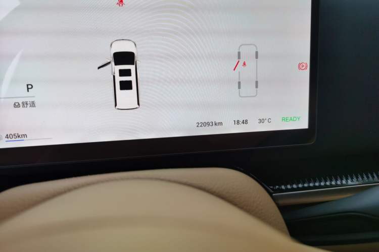 Used VOYAH Dream 2025 PHEV Four-Wheel Drive Prestige Kunpeng Edition Odometer Close Up