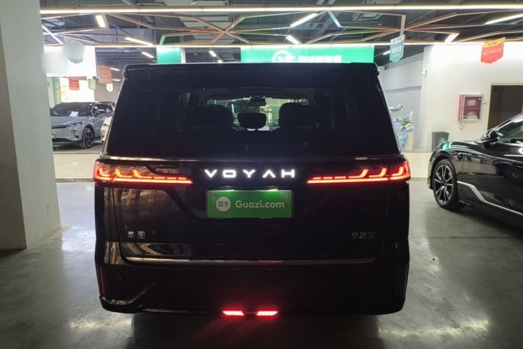 Used VOYAH Dream 2025 PHEV Four-Wheel-Drive Flagship Kunpeng Edition Rear