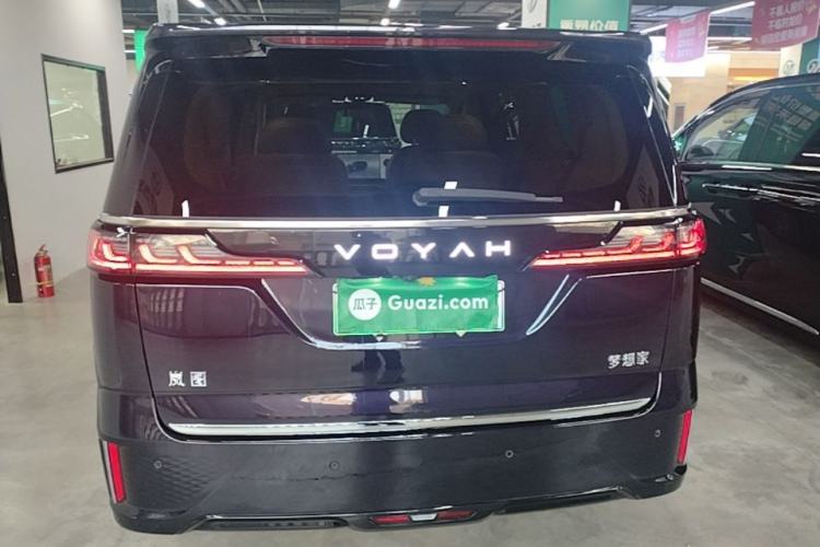 Used VOYAH Dream 2025 PHEV Four-Wheel-Drive Flagship Kunpeng Edition Rear