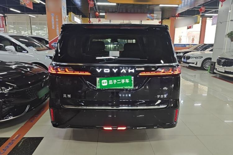 Used VOYAH Dream 2025 PHEV Four-Wheel Drive Prestige Kunpeng Edition Rear