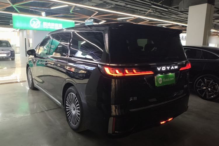 Used VOYAH Dream 2025 PHEV Four-Wheel-Drive Flagship Kunpeng Edition Rear Left 45 Deg