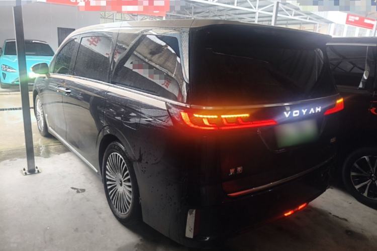 Used VOYAH Dream 2025 PHEV Four-Wheel-Drive Flagship Kunpeng Edition Rear Left 45 Deg