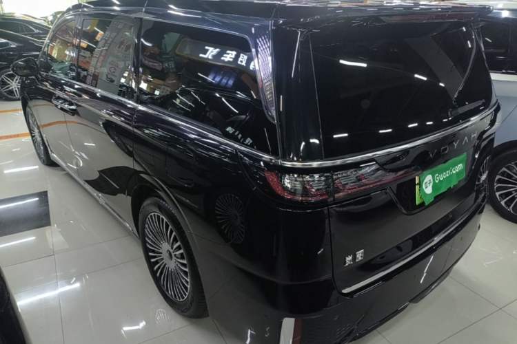 Used VOYAH Dream 2025 PHEV Four-Wheel Drive Prestige Kunpeng Edition Rear Left 45 Deg