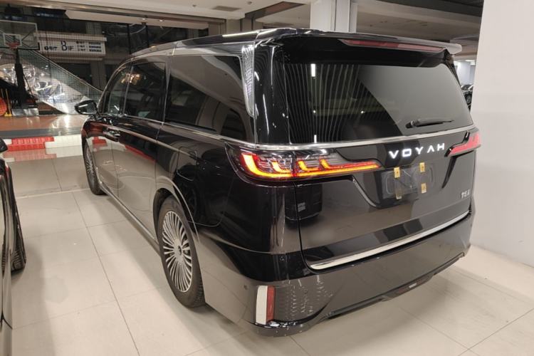 Used VOYAH Dream 2025 PHEV Four-Wheel-Drive Flagship Kunpeng Edition Rear Left 45 Deg