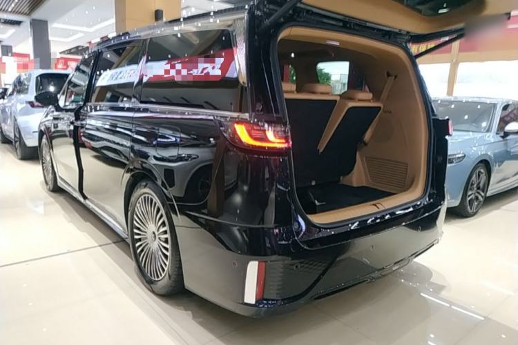 Used VOYAH Dream 2025 PHEV Four-Wheel-Drive Flagship Kunpeng Edition Rear Left 45 Deg