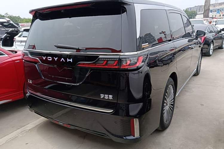 Used VOYAH Dream 2025 PHEV Four-Wheel Drive Excellence Qiankun Edition Rear Right 45 Deg