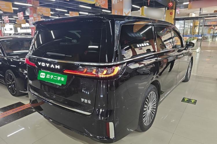 Used VOYAH Dream 2025 PHEV Four-Wheel Drive Prestige Kunpeng Edition Rear Right 45 Deg