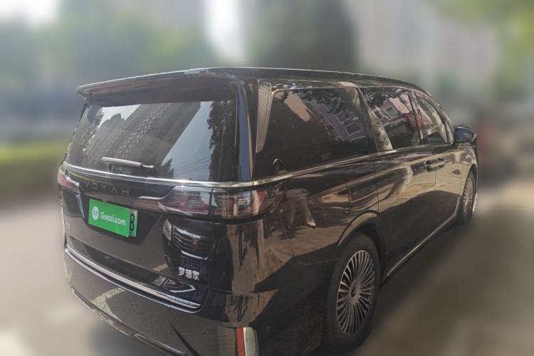 Used VOYAH Dream 2025 PHEV Four-Wheel Drive Prestige Kunpeng Edition Rear Right 45 Deg