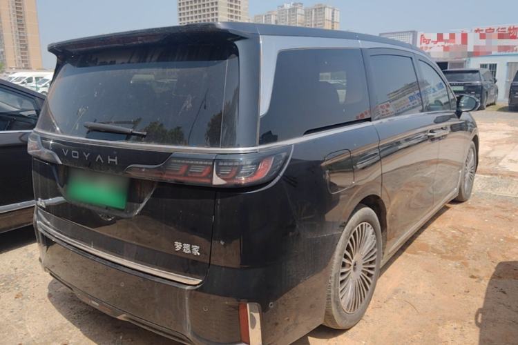 Used VOYAH Dream 2025 PHEV Four-Wheel-Drive Flagship Kunpeng Edition Rear Right 45 Deg