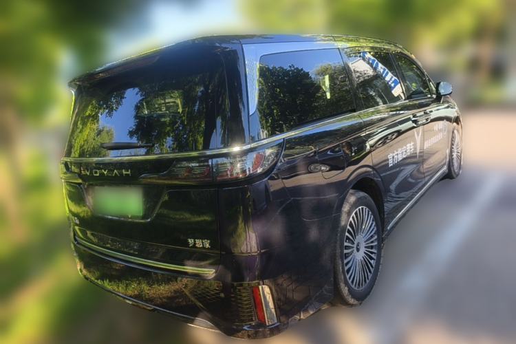 Used VOYAH Dream 2025 PHEV Four-Wheel Drive Prestige Kunpeng Edition Rear Right 45 Deg