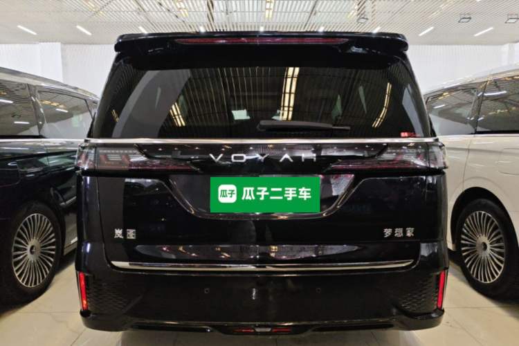 Used VOYAH Dream 2025 PHEV Four-Wheel-Drive Flagship Kunpeng Edition Rear